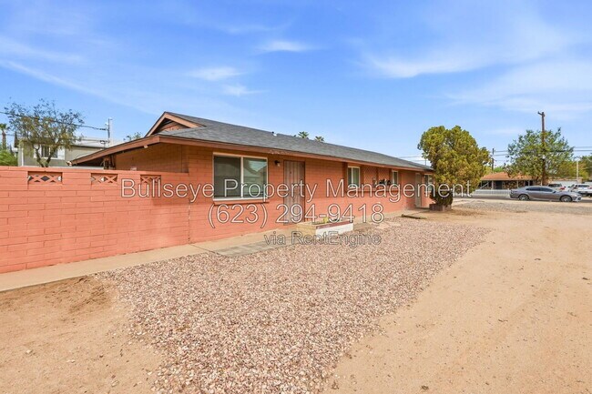 2245 W Glenrosa Ave Phoenix, AZ 85015 photo 3