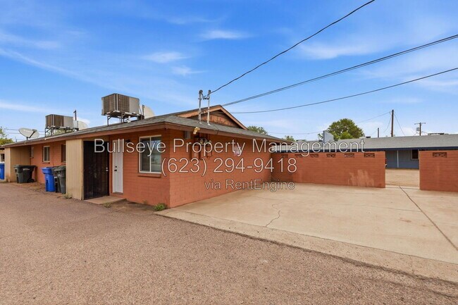 2245 W Glenrosa Ave Phoenix, AZ 85015 photo 4