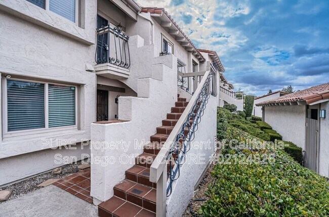 12017 Caminito Campana San Diego, CA 92128 photo 2