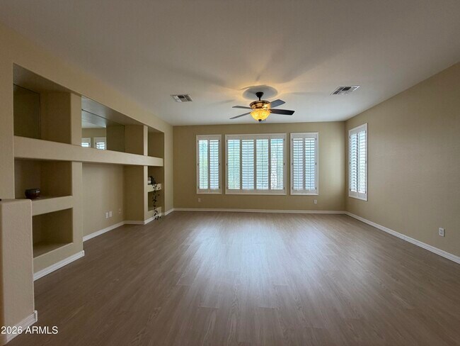 2902 W Haley Dr Anthem, AZ 85086 photo 4