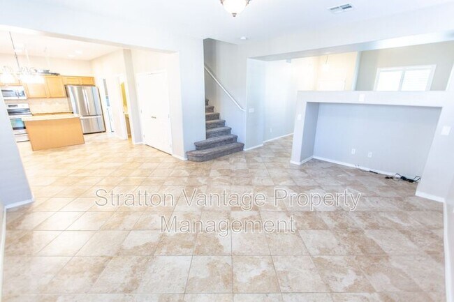 17441 W Woodrow Ln Surprise, AZ 85388 photo 4
