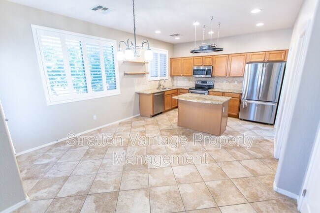 17441 W Woodrow Ln Surprise, AZ 85388 photo 5