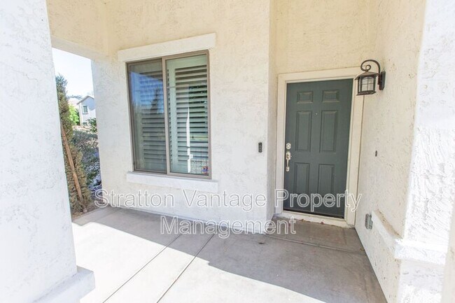 17441 W Woodrow Ln Surprise, AZ 85388 photo 3