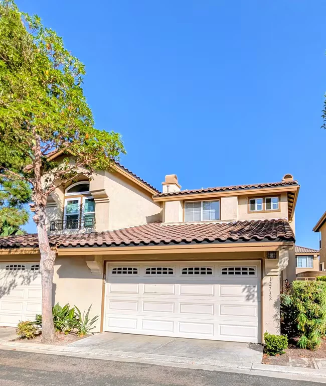 12732 Via Nieve San Diego, CA 92130