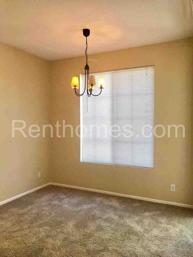10728 Sabre Hill Dr San Diego, CA 92128 photo 4