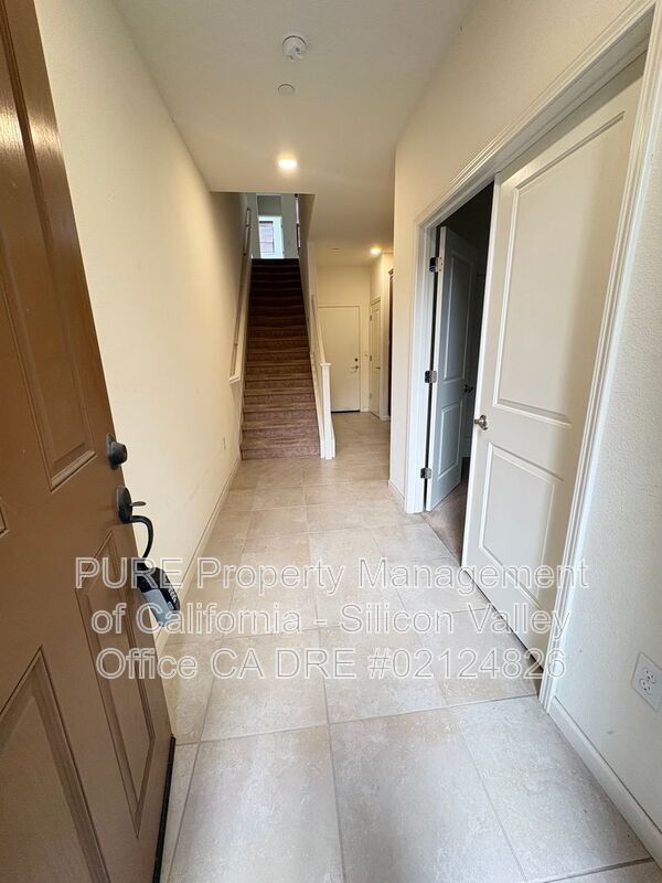 2712 Ferrara Cir San Jose, CA 95111 photo 3