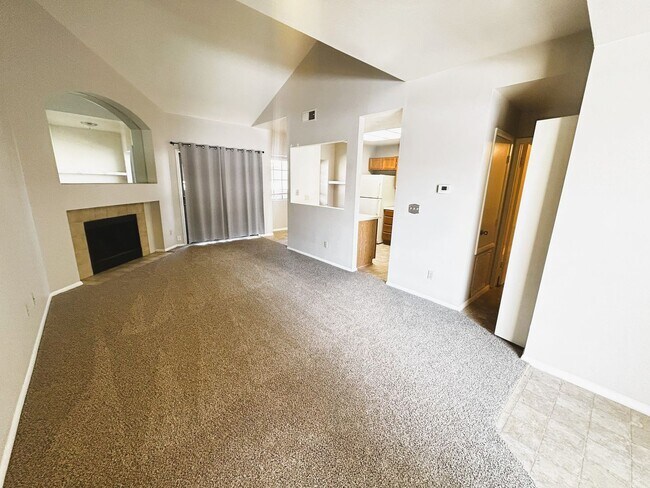 930 N Mesa Dr Mesa, AZ 85201 photo 4