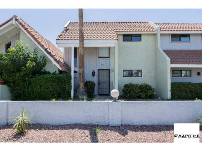 4710 N 10th Pl Phoenix, AZ 85014 photo 2