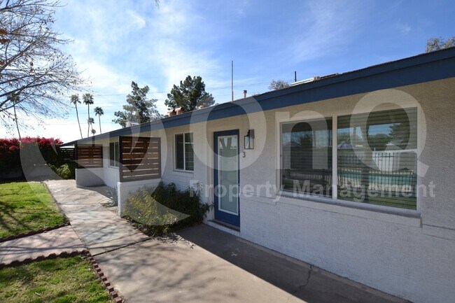 1202 E Kaler Dr Phoenix, AZ 85020 photo 2