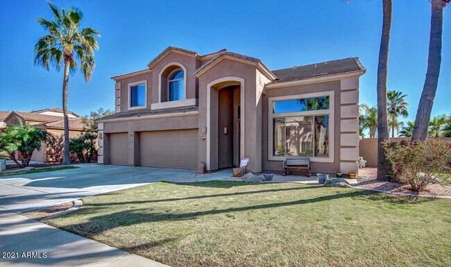 2021 E Desert Inn Dr photo 3