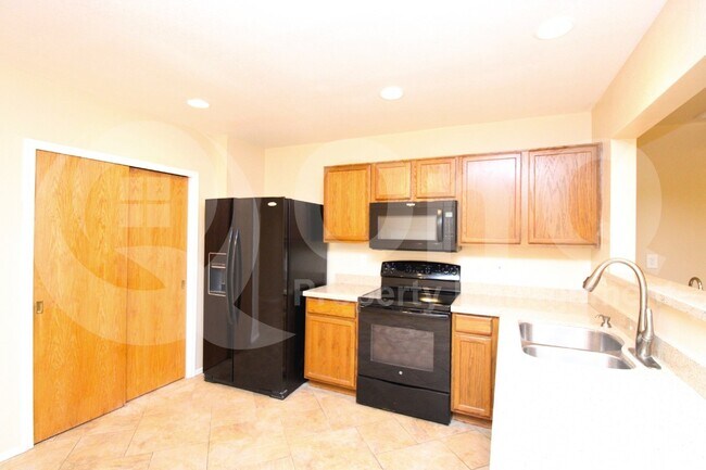 5216 E Florian Ave Mesa, AZ 85206 photo 3