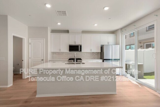 40702 Birchfield Dr Temecula, CA 92591 photo 4