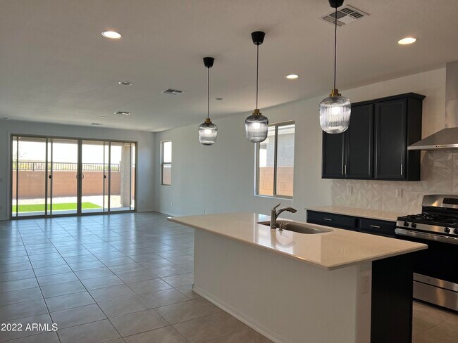 12435 W Citrus Wy Litchfield Park, AZ 85340 photo 4