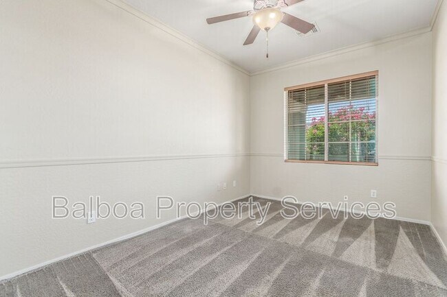 21534 E DOMINGO Road photo 3