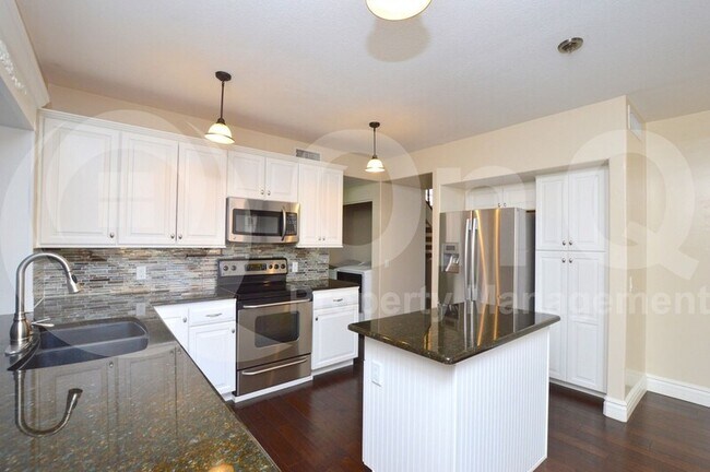 922 W Sun Coast Dr Gilbert, AZ 85233 photo 3