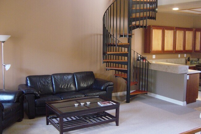 7224 Shoreline Dr San Diego, CA 92122 photo 4