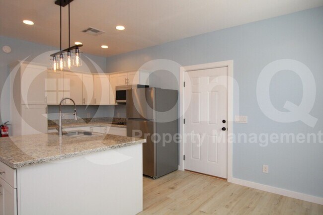 5257 E Diamond Ave Mesa, AZ 85206 photo 2