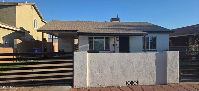 119 E Hill Dr photo 4