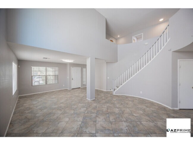 2913 W Fremont Rd. Phoenix, AZ 85041 photo 5