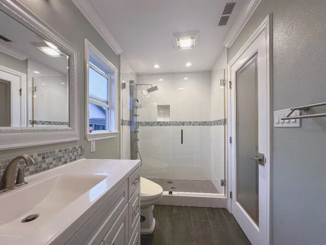10320 Farallone Dr Cupertino, CA 95014 photo 2