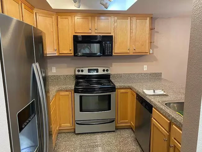 8352 Via Sonoma San Diego, CA 92037 photo 5