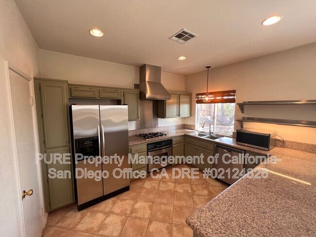 748 Cooper Rd Chula Vista, CA 91911 photo 4
