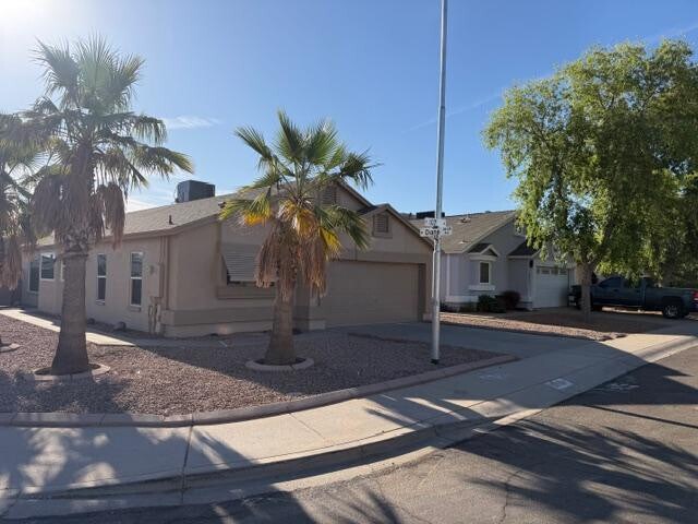 8587 N 107th Ln Peoria, AZ 85345 photo 2