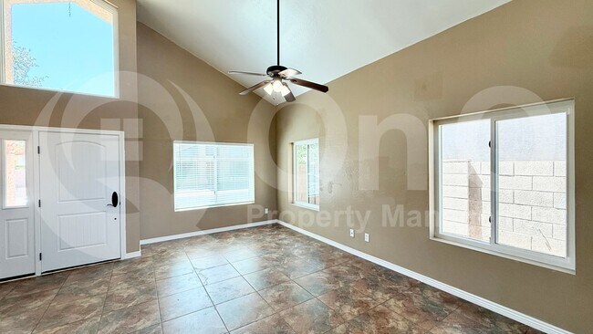 1417 N Dana St Gilbert, AZ 85233 photo 5