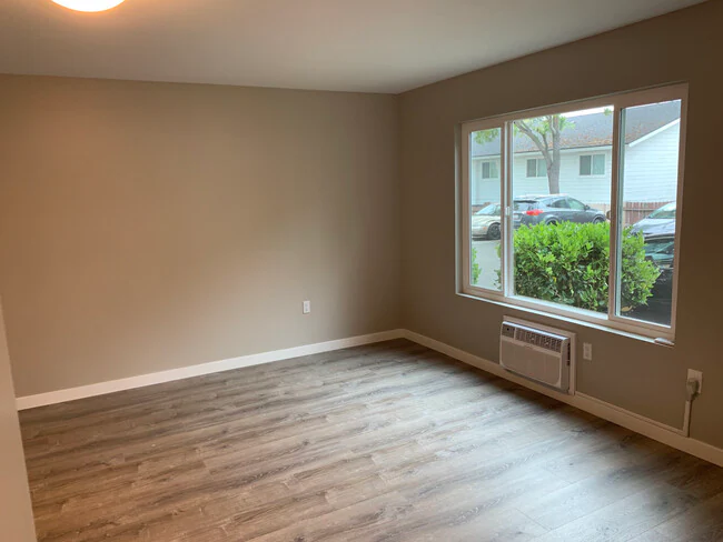 Grove Top Apartments photo 3