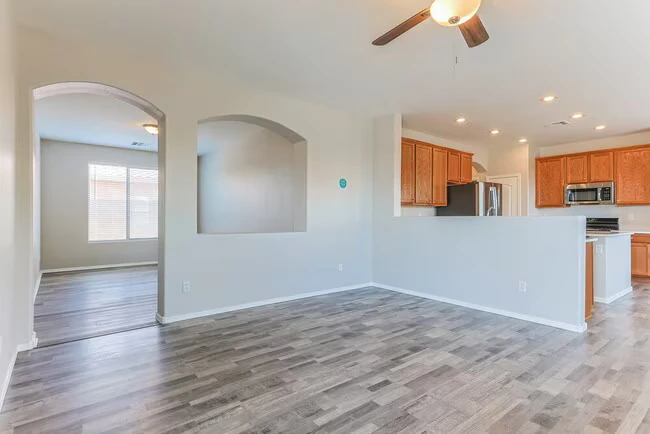 46186 W Holly Dr Maricopa, AZ 85139 photo 3