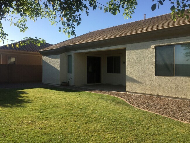 3416 E Kingbird Pl Chandler, AZ 85286 photo 3