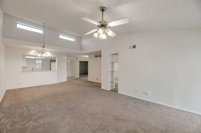 16739 E El Lago Blvd Fountain Hills, AZ 85268 photo 2