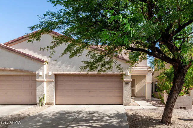 7007 W Mercer Ln Peoria, AZ 85345 photo 2