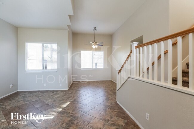 16136 W Desert Bloom St Goodyear, AZ 85338 photo 3