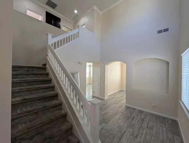 Well-appointed Fairfield 3/2.5 Home With Excellent Location + Price photo 5