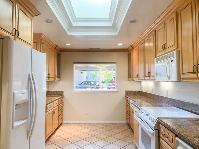 15400 Winchester Blvd Los Gatos, CA 95030 photo 5