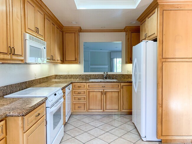 15400 Winchester Blvd Los Gatos, CA 95030 photo 4