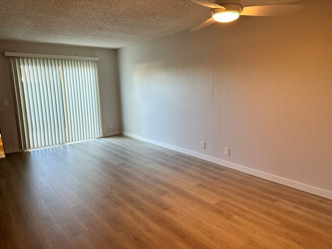 393 Caribe Way San Jose, CA 95133 photo 4