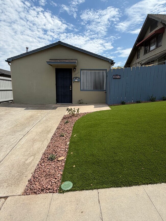 3083 Palm St San Diego, CA 92104 photo 2