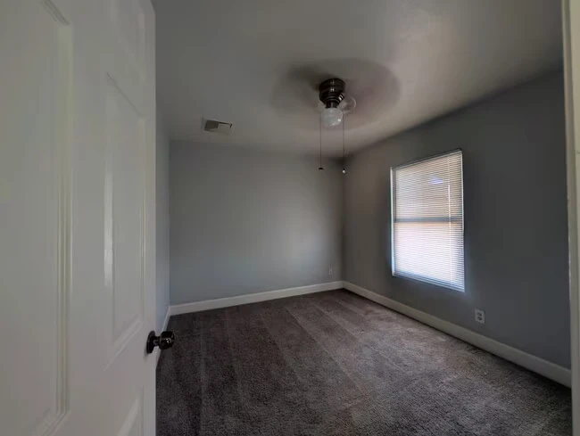 1019 S 4th Ave Phoenix, AZ 85003 photo 3