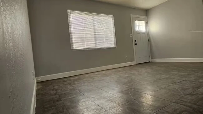 1019 S 4th Ave Phoenix, AZ 85003 photo 2