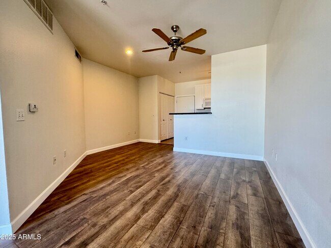 1701 E Colter St Phoenix, AZ 85016 photo 3