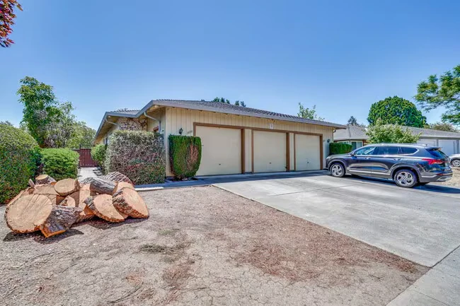 3484-3486 Angelina Dr Santa Clara, CA 95051 photo 5