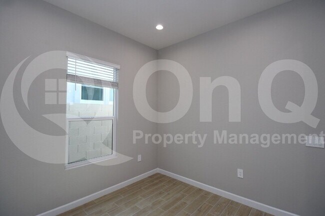 5119 E Shady Glen Ave Scottsdale, AZ 85254 photo 5