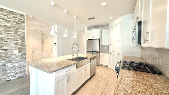 6733 W Vly Vw Dr Phoenix, AZ 85339 photo 4