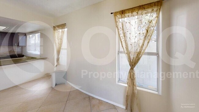 17215 N 42nd St Phoenix, AZ 85032 photo 5