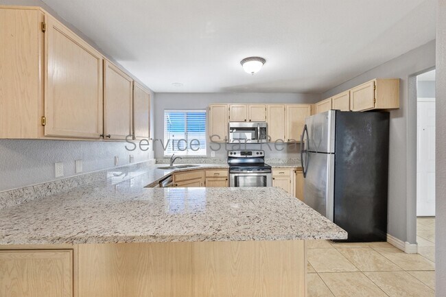 220 N 22nd Pl Mesa, AZ 85213 photo 5