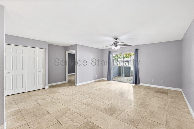 220 N 22nd Pl Mesa, AZ 85213 photo 2