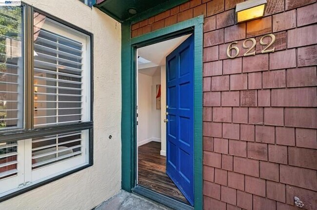622 Ironwood Drive photo 2