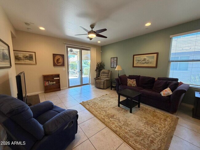 27085 W Escuda Dr Buckeye, AZ 85396 photo 3